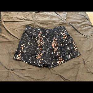 NWT French Connection Tailored, snake print shorts